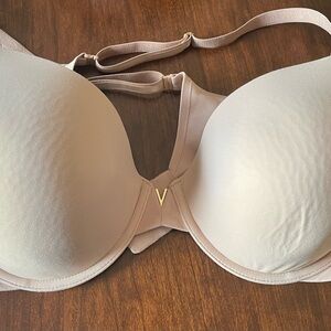 Bundle of 5 Victoria Secret bras